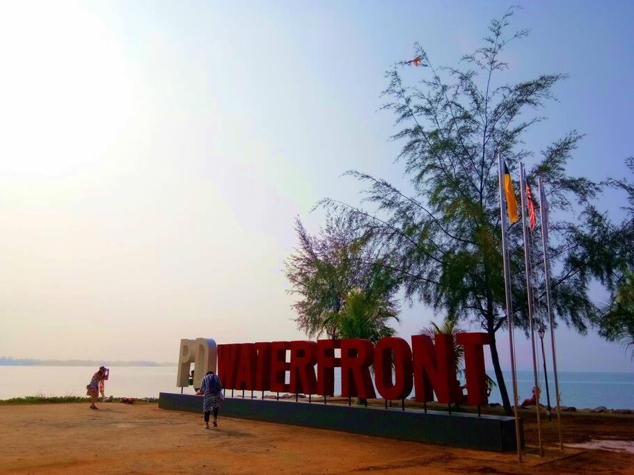 Pd D'Wharf Amazing Seaview Suite 9 Port Dickson Bagian luar foto