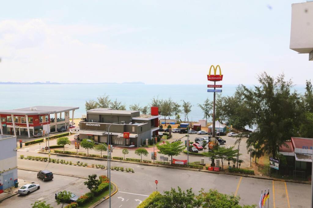 Pd D'Wharf Amazing Seaview Suite 9 Port Dickson Bagian luar foto